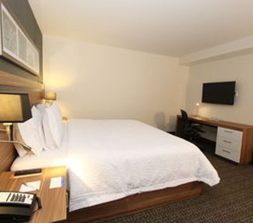 Hampton Inn by Hilton Leon