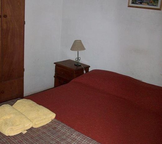 NearBy Hotel