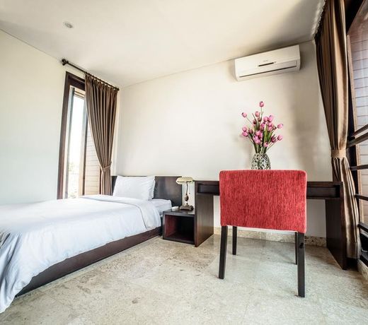 Tirta Villa
