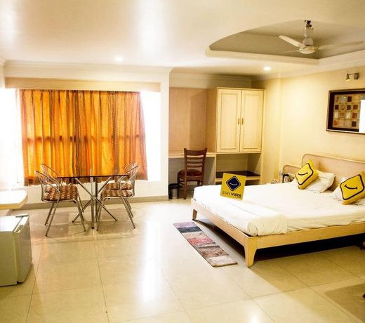 Vista Rooms At Samarth Nagar