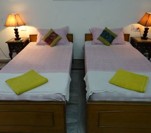 N.Homestay