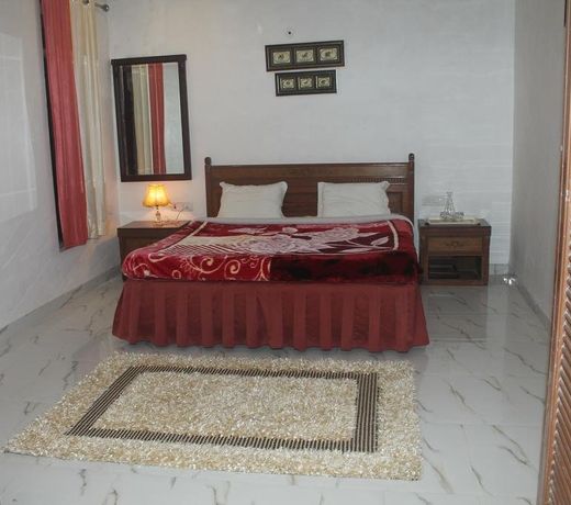 Hotel Rajgarh
