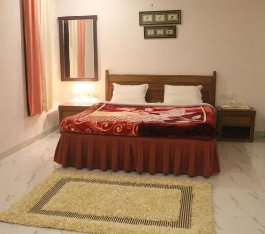 Hotel Rajgarh