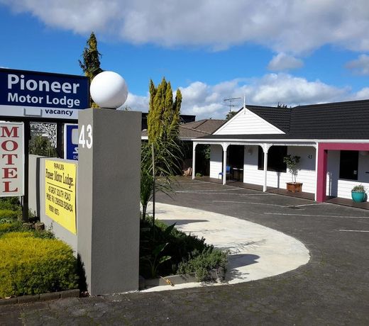 Papakura Pioneer Motor Lodge and Motel