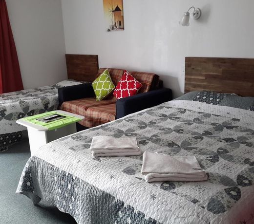 Papakura Pioneer Motor Lodge and Motel