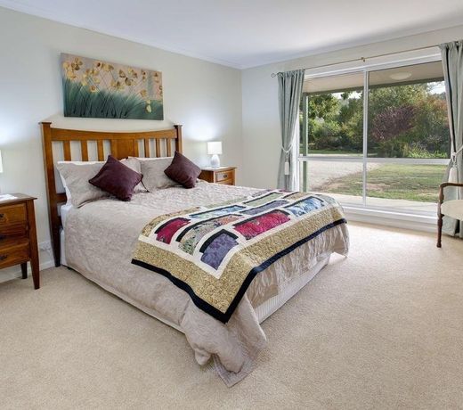 Brookfield Guest House