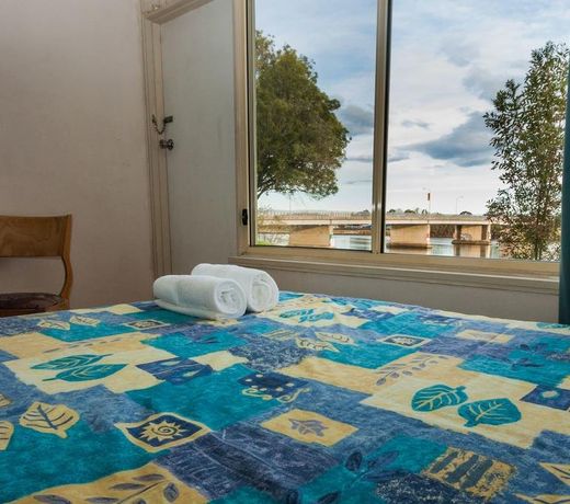 Moruya Waterfront Hotel Motel