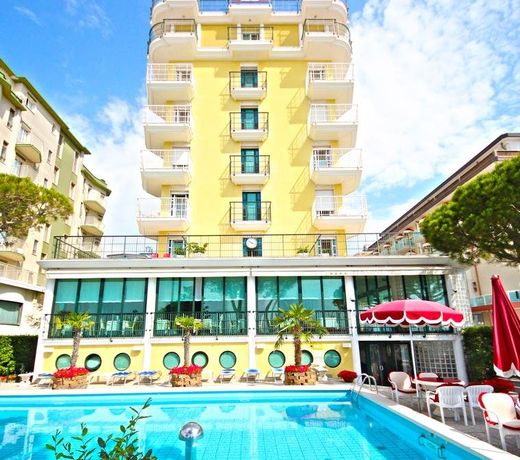 Termini Beach Hotel & Suites