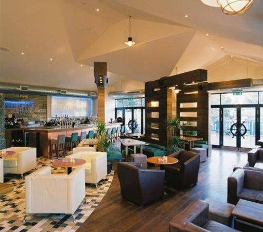 12th lock Boutique Hotel