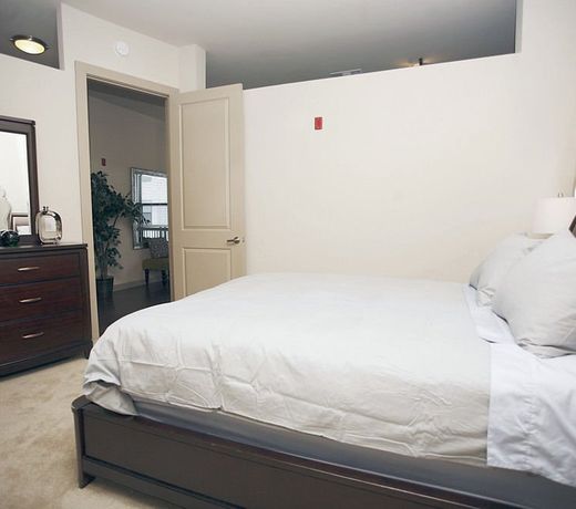 1505 Demonbreun by Sitsquare Suites