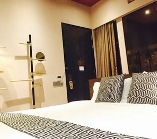 Hotel Yan