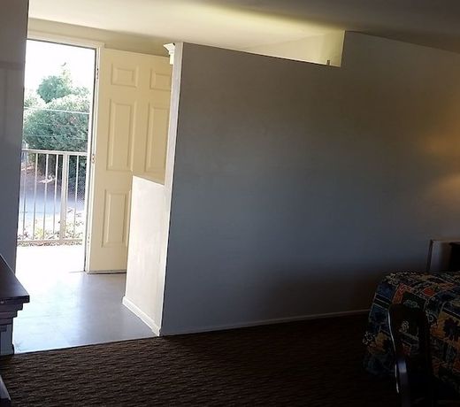 Riviera Motor Lodge