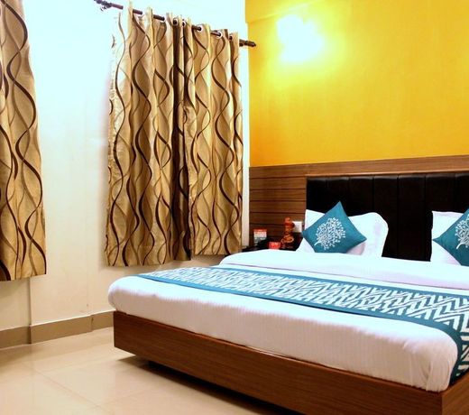 OYO Rooms Mussoorie Library