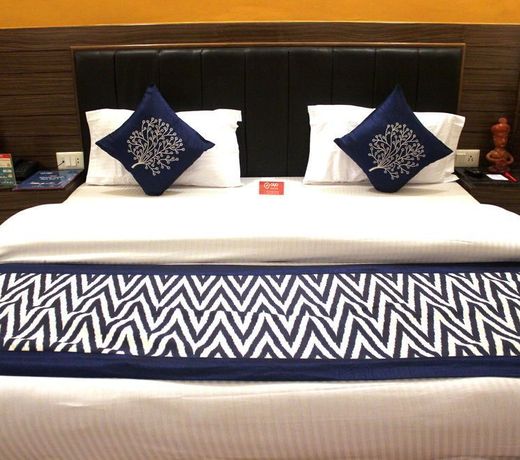 OYO Rooms Mussoorie Library