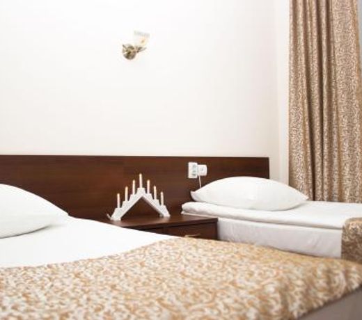Kosmos Hotel