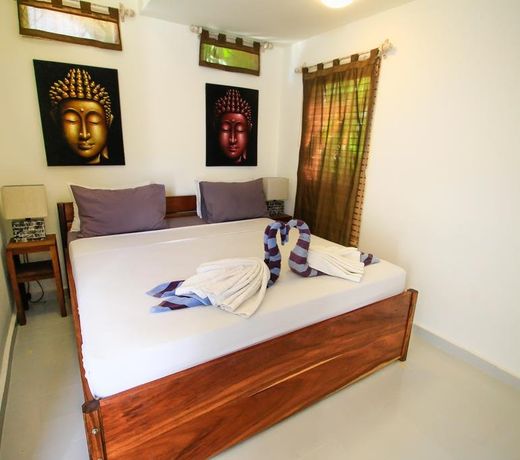 Tamoa Boutique Hotel