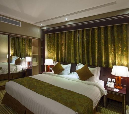 La Fontaine Royal Hotel