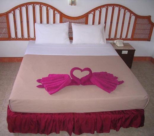 Manohra Hotel Phuket