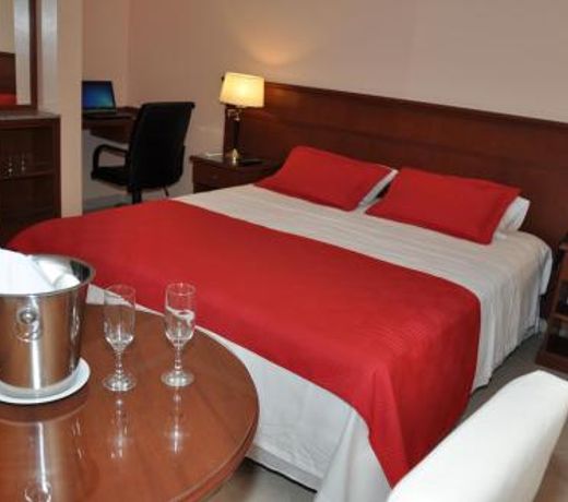 RealNoa Hotel