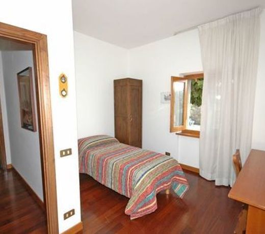 Villa Massa