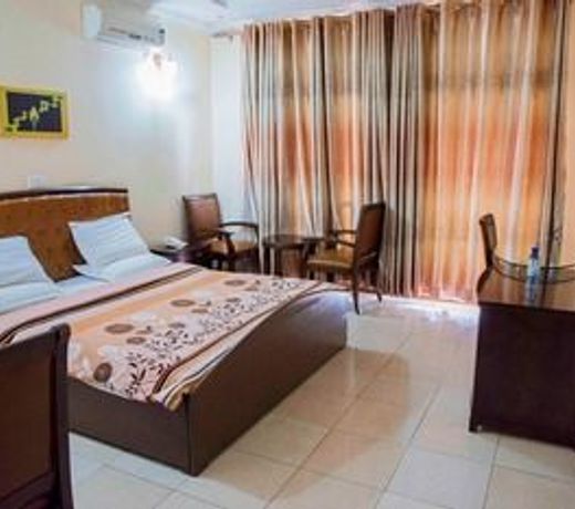 Amaris Hotel