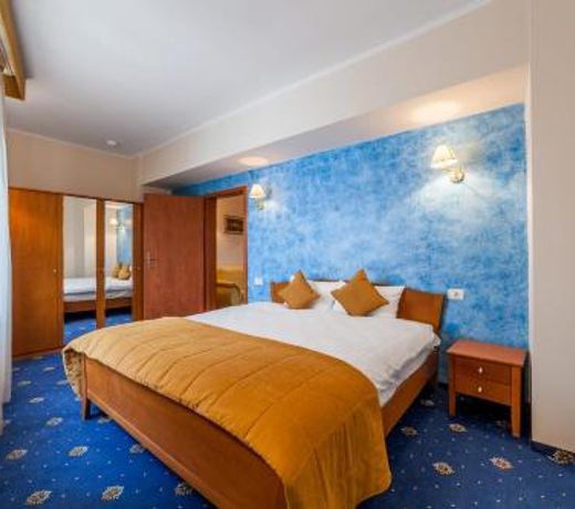 Expocenter Hotel - Avenue Hotels