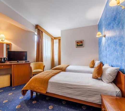 Expocenter Hotel - Avenue Hotels