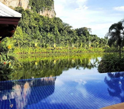 Saifon Villas 5 Bedroom Pool Villa - Whole villa priced by bedrooms occupied