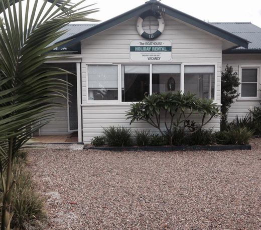 The Boathouse a 3 Bedroom House