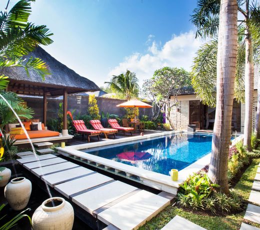 Villa Saffron Seminyak Bali