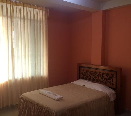 Hostal Tropical Inn
