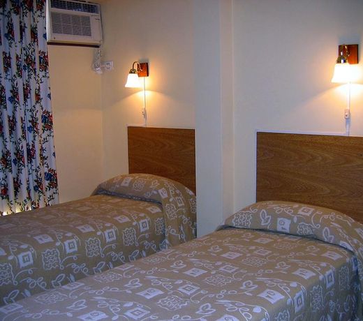 La Cascada Townhouse Hotel
