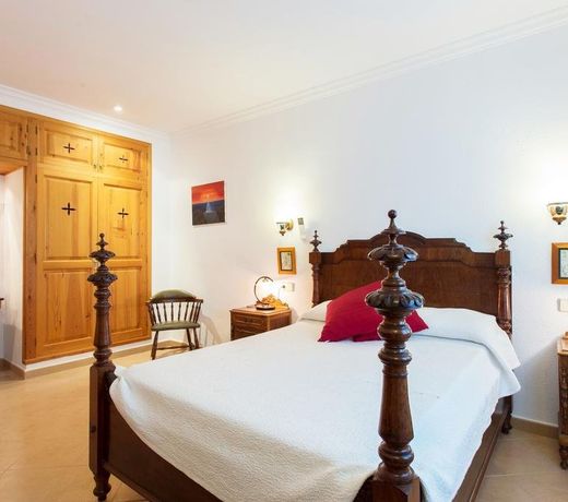 Owl Booking Villa Suavet Petit - Exclusive Property with a Stunning Pool