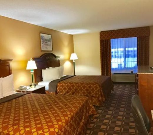 Cabot Inn & Suites