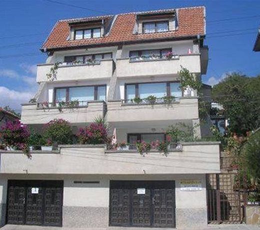 TEMENUGA GUEST HOUSE
