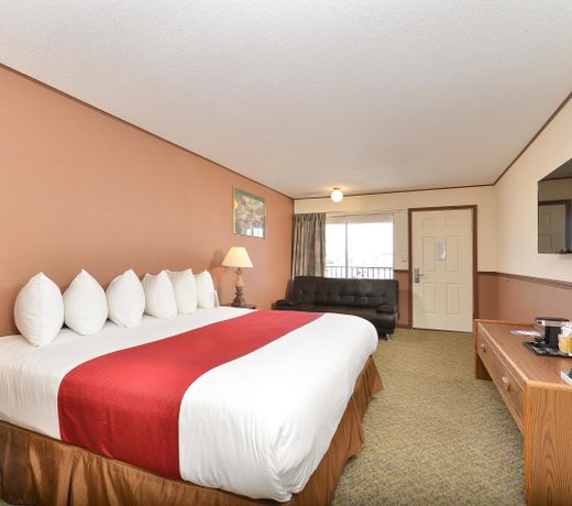 Americas Best Value Inn Wall