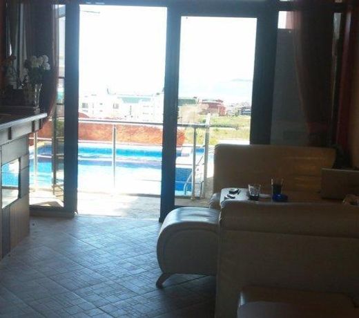 Red Iguana Hotel