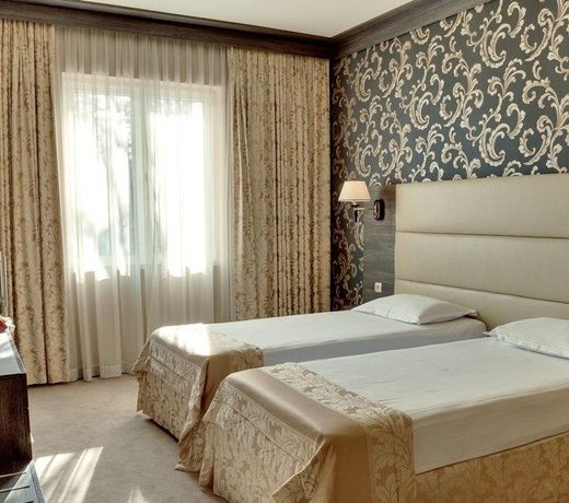 Spa Hotel Dvoretsa