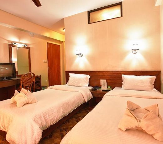 HOTEL FAMILY HOME