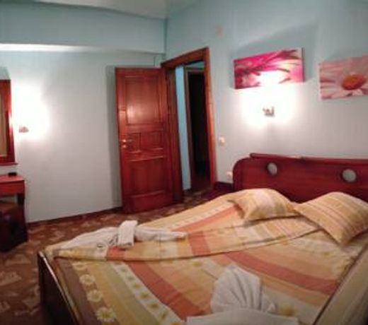 Family Hotel Iv