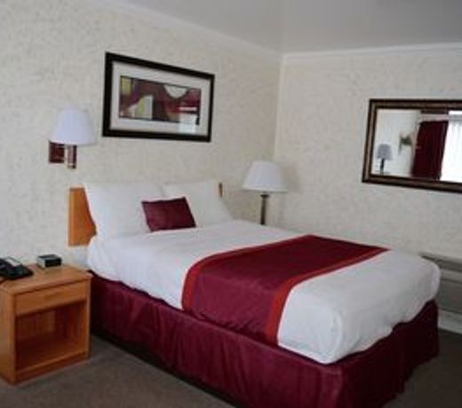 Travelers Inn