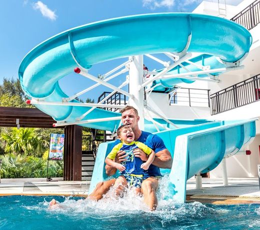 Novotel Phuket Karon Beach Resort And Spa