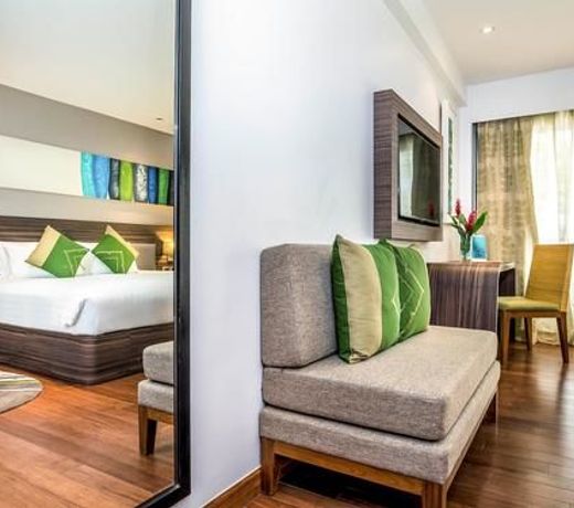 Novotel Phuket Karon Beach Resort And Spa