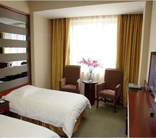 Cnart Rainbow Hotel