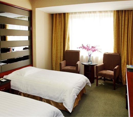 Cnart Rainbow Hotel