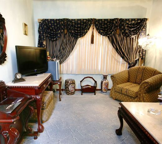 Villa Dallas Residence