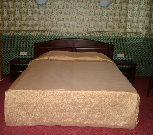 Twins Palace ApartHotel