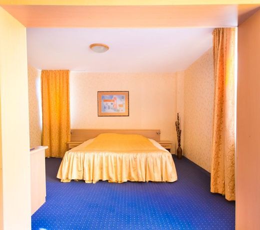 Briz 2 Hotel