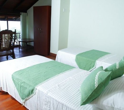 Acquabey Surf Villa