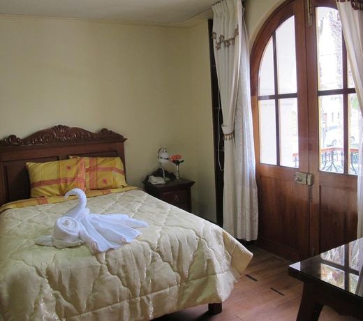 Hotel Dos Reynas